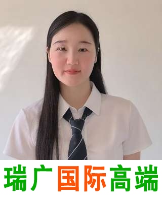 開(kāi)車(chē)家務(wù)鄧阿姨